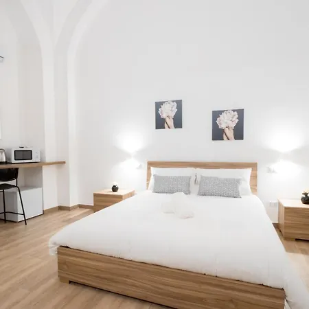 La Pigna 3* Bari